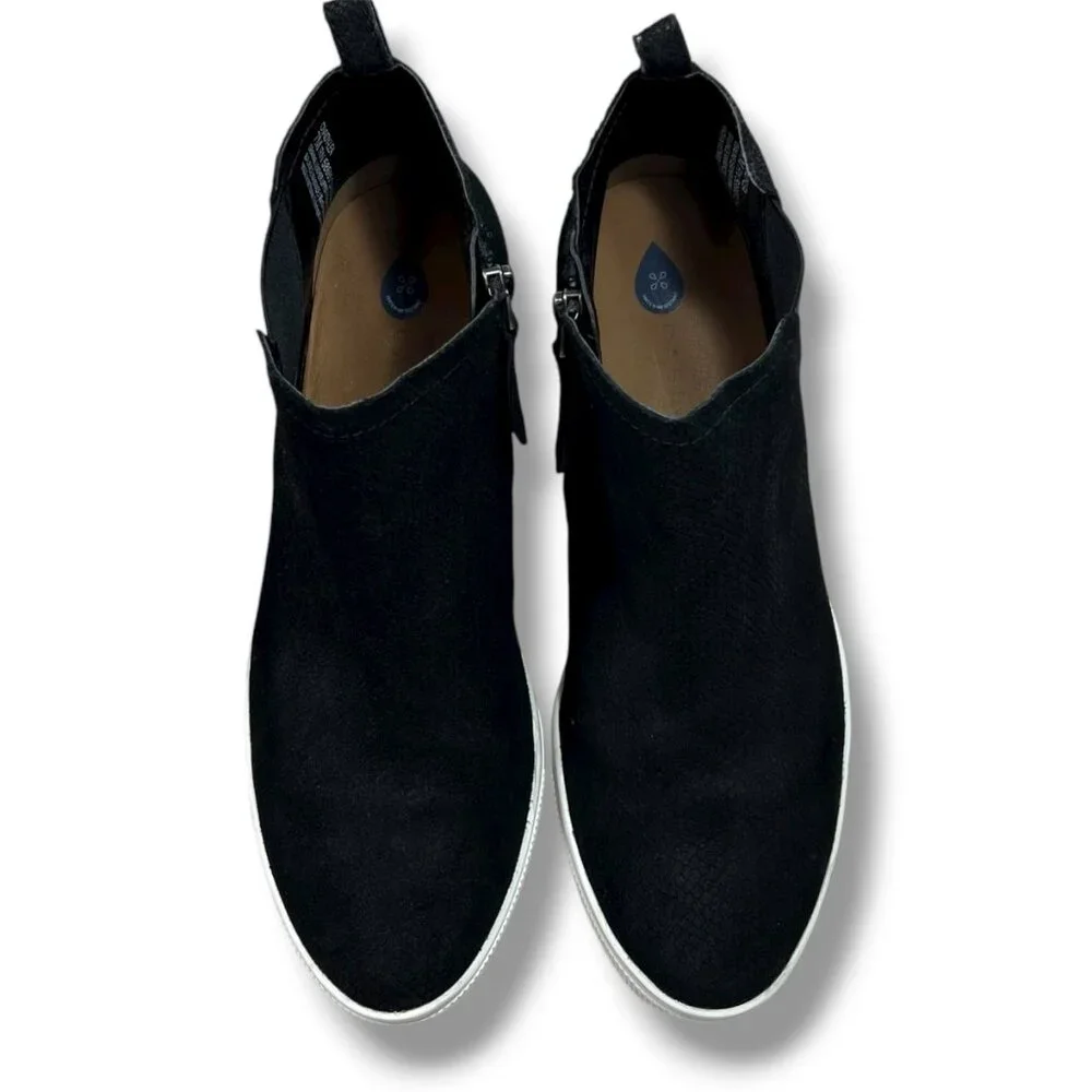 Caslon Women's 8M Cnaidy Lea Black Snake Suede‎ Leather Wedge Sneaker Booties